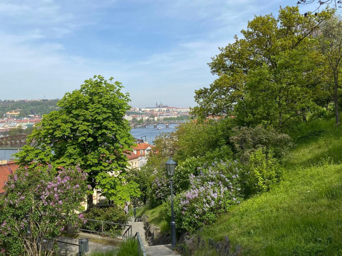 Holiday Home Prima Plus By Interhome Praha Bagian luar foto